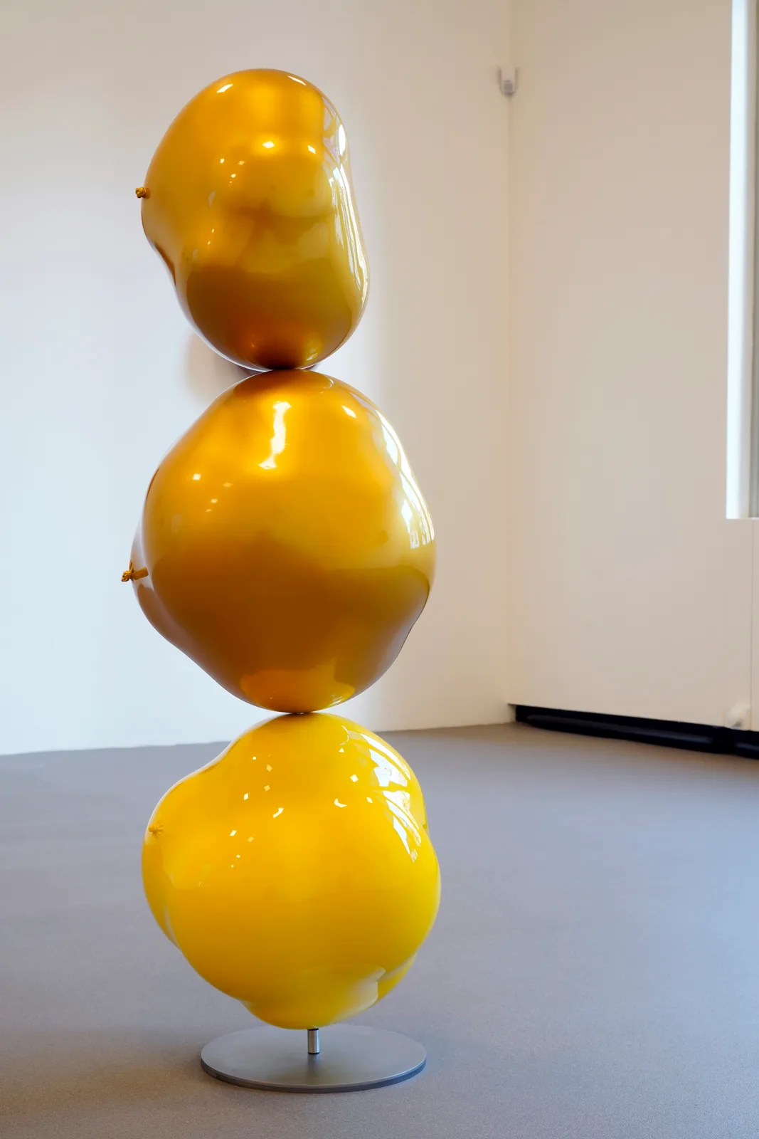 Hester Oerlemans — STACK gold-gold-yellow