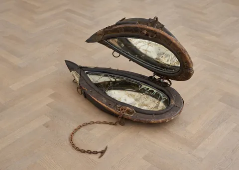 Anna Ruth — Mirrors