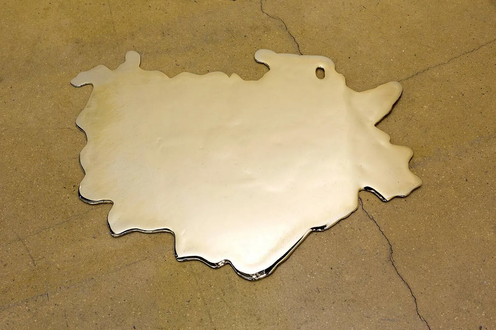 Sarah van Sonsbeeck — 1.8 bar of gold dripped